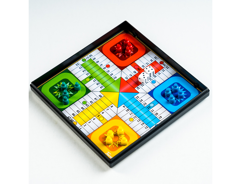 FOURNIER - JUEGOS DE MESA PARCHIS magnético 20X16 1X2,2 (Ref.28983)