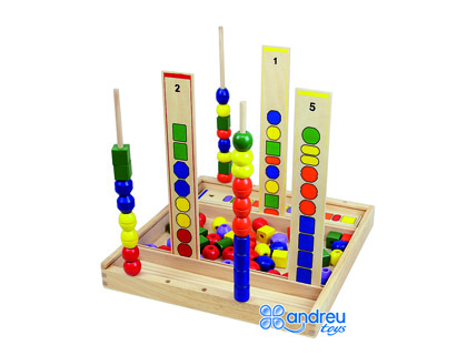 ANDREUTOYS - Juego manipulacion percepcion visual 92 piezas 34x33x4,5 cm (Ref. 16182A)