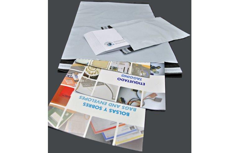 INTERMARK - BOLSAS MENSAJERÍA ESTÁNDAR PLÁSTICO OPACO 175X250+40 SOLAPA BLANCO / INTERIOR NEGRO -PACK DE 100UD- (Ref.BC17525060SIN)