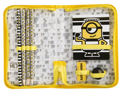 SAMBRO - Bolso portatodo con cremallera minions con libreta goma Sacapuntas/Afilalapices y lapices colores (Ref. MIN13-6135)
