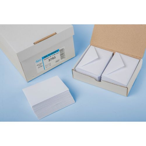 SAM - SOBRE 70x105 TARJETA BLANCO 90g (ENGOM.) CAJA de 100 (Ref.3793)