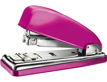 [9154081] PETRUS - GRAPADORA 226 CLASSIC WOW FUCSIA METALIZADO CAPACIDAD 30 HOJAS EN BLISTER (Ref.626510)