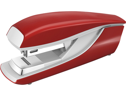[9154029] PETRUS - Grapadora 236 rojo capacidad 30 hojas (Ref. 623376)